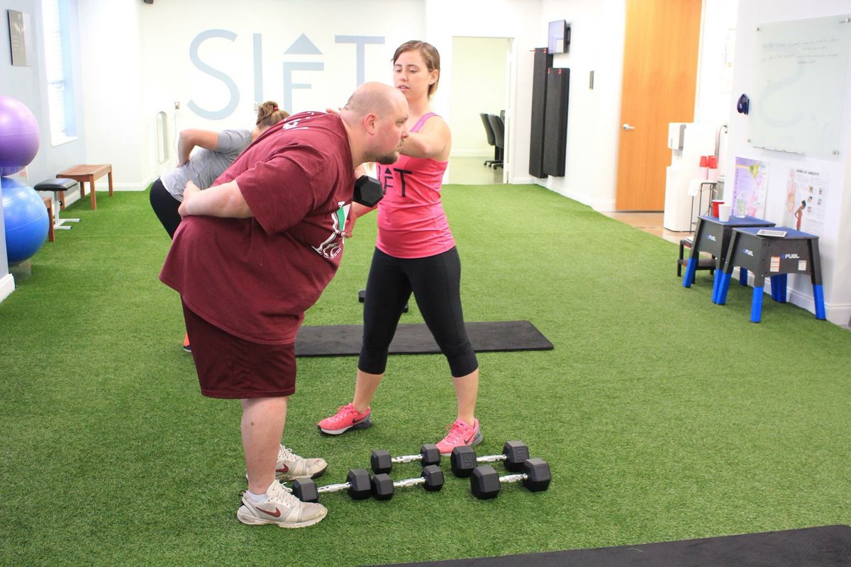 SIFTclinic's tweet photo. #WorkoutWednesday 👉Inspire a change 👉try a new workout👉get fit with others #SIFTfamily https://t.co/QzR3yK0ekE https://t.co/yhxPCr4vIR