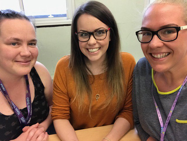 SheffChildrens's tweet photo. Jac our senior assistant audiologist doing hearing aid training for audiologists Louisa and Sara. #alwayslearning #SCHstaff https://t.co/8AIHCNv77f