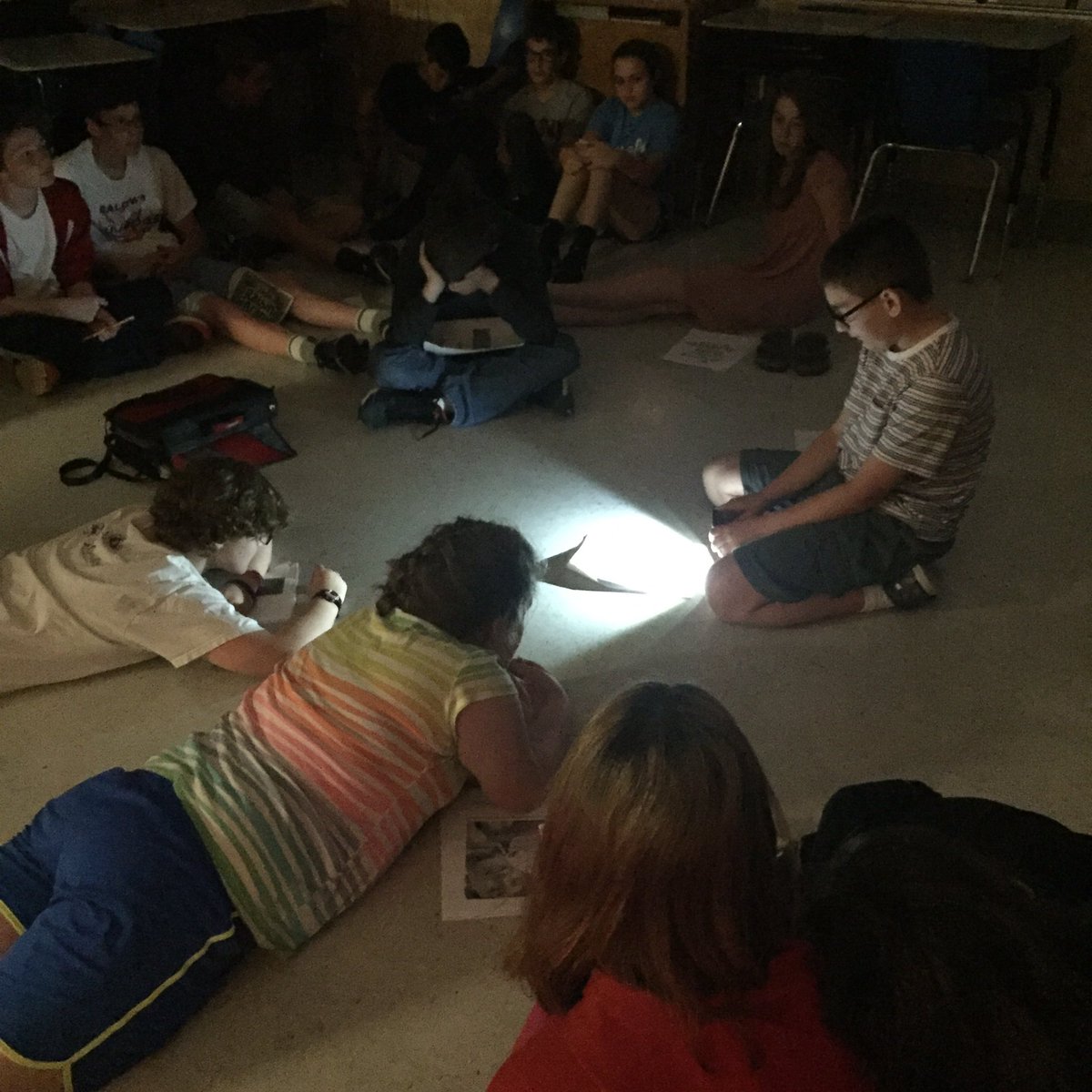 bjhsbulldogs's tweet photo. 7th graders reading student written mysteries in language arts! #explorecreatelead #bjhspride https://t.co/6E4BPk8zpP