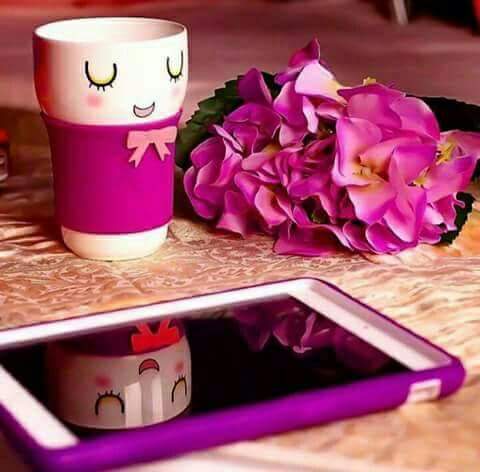 فِي زحمة الحكايات ؛
هناك قصص لم تروى ؛ وليس لها من البوح نصيب .
مساء الورد