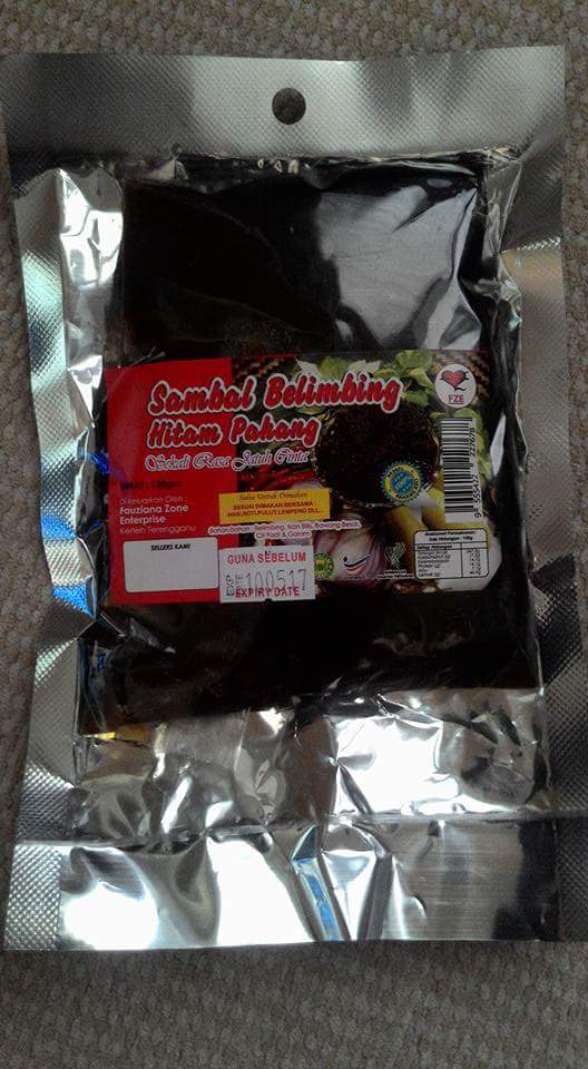 sueizza's tweet image. Nak puasa dah ,sapa nak order sambal hitam pahang meh pm cik sue 0179397536
#sambalhitam #sambalbelimbing #pahang #sambal #readytoeat