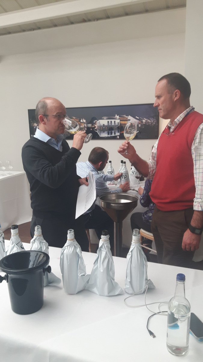 winebyJR's tweet photo. Hal and Phillip... trying a fab Palo Cortado #wmtop100 https://t.co/k8yu84TrnU