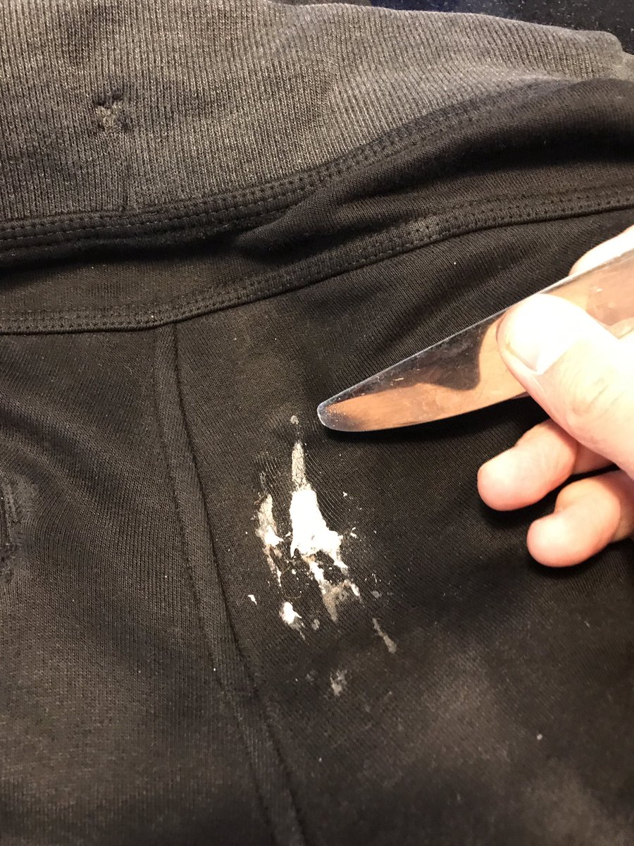 hmx500's tweet photo. @easyjet - Now you want me to use my travel insurance because your cleaners can't clean a plane ??? #easyjet https://t.co/UPKW2Yer3V