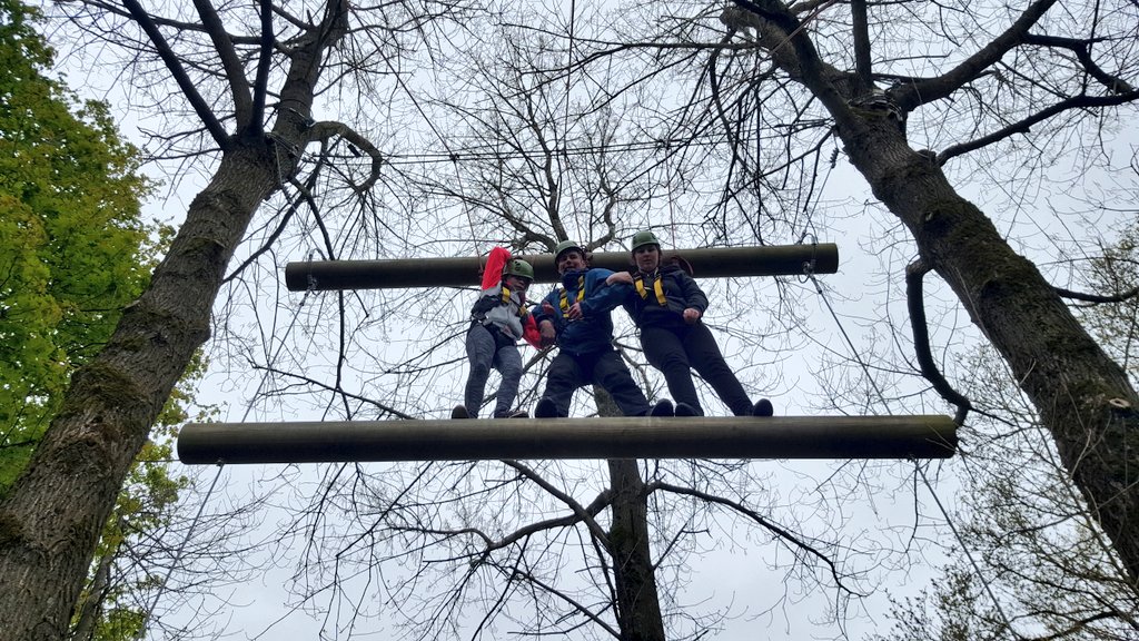 WoodSageOutdoor's tweet image. We have had a great time on the Jacobs Ladder with another team from @gripadventure this afternoon...well done girls, you all aced it!