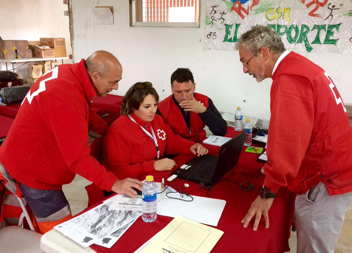 CruzRojAlbacete's tweet image. Impresionante y gran trabajo en los diferentes escenarios del simulacro de hoy activación del #PLATECAM, más preparados para la #Emergencia