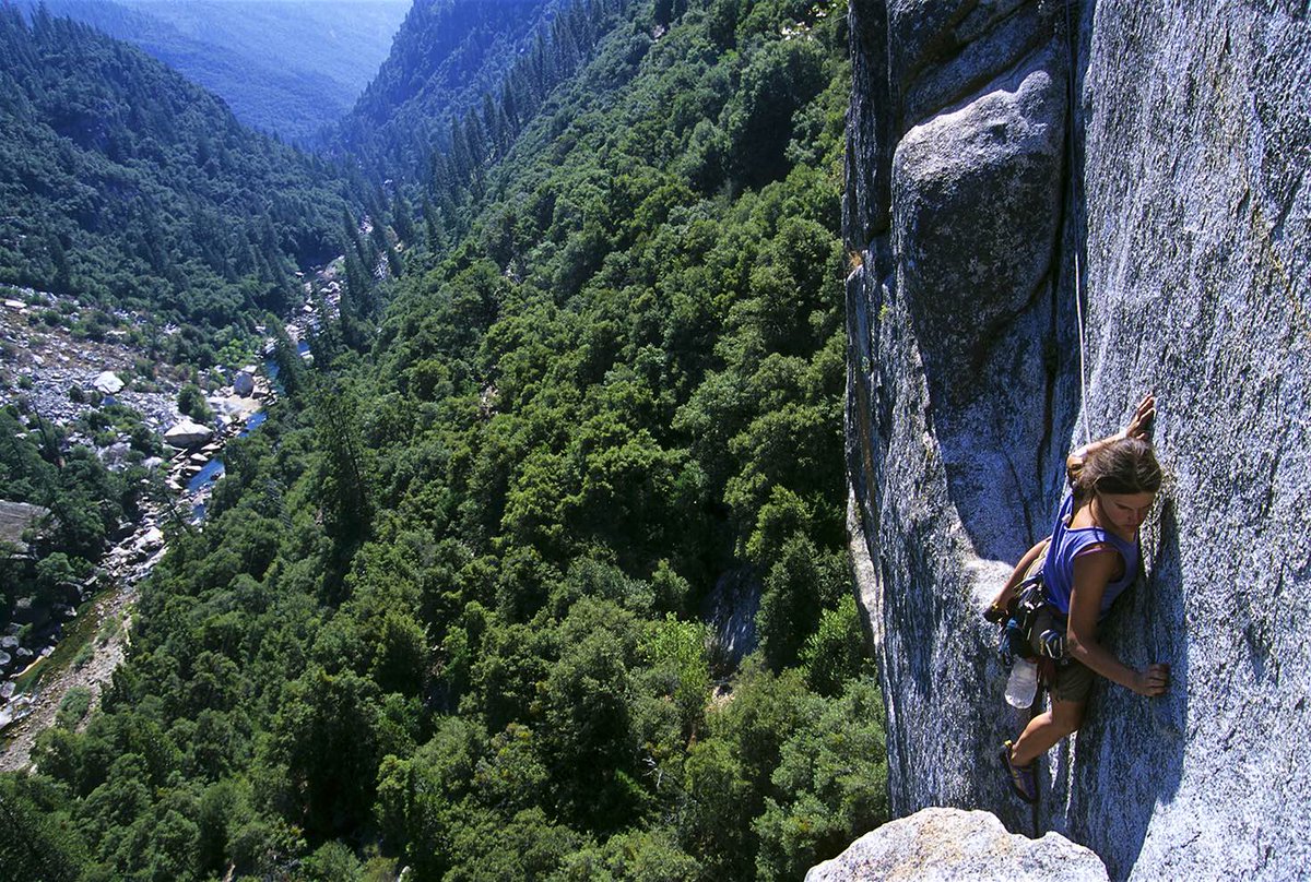 lonelyplanet's tweet image. A gearhead's guide to rock climbing in #Yosemite lptravel.to/QihQfH  #lp #travel