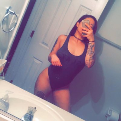 _pocahontes_'s tweet photo. #NewProfilePic https://t.co/kzxA50P01g
