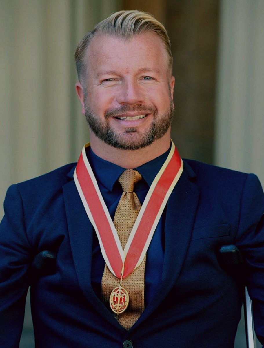 Congratulations to #CaudwellChildren ambassador, supporter &amp; good friend <a href="/SirLeePearson/">Sir Lee Pearson CBE</a> who was knighted today 💜