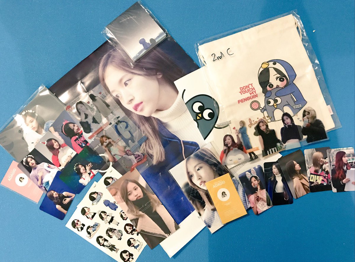 ytsamantha14's tweet photo. Finally get my Mina's day goods β€οΈ love it π thank you very much
@TWICEParadise @minafanunion
#happyminaday #onlymina https://t.co/bKOmCCInKw