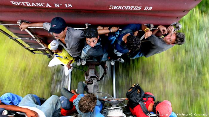 UNRefugeeAgency's tweet image. Fleeing violence, many in Central America are taking dangerous sea route seeking safety. #refugees 
dw.com/en/immigrants-…