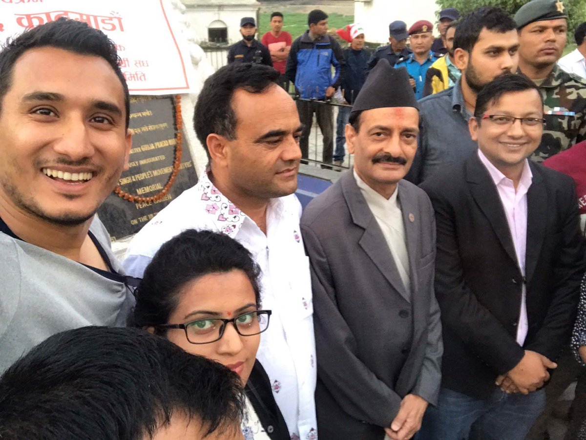bachannsu's tweet photo. आज ने बि सङग को ४८ औ स्थापना दिवस को अवसरमा  भएको दीप प्रज्वलन कार्यक्रम मा सहभागी हुँदै । https://t.co/iXYMNW1w4S