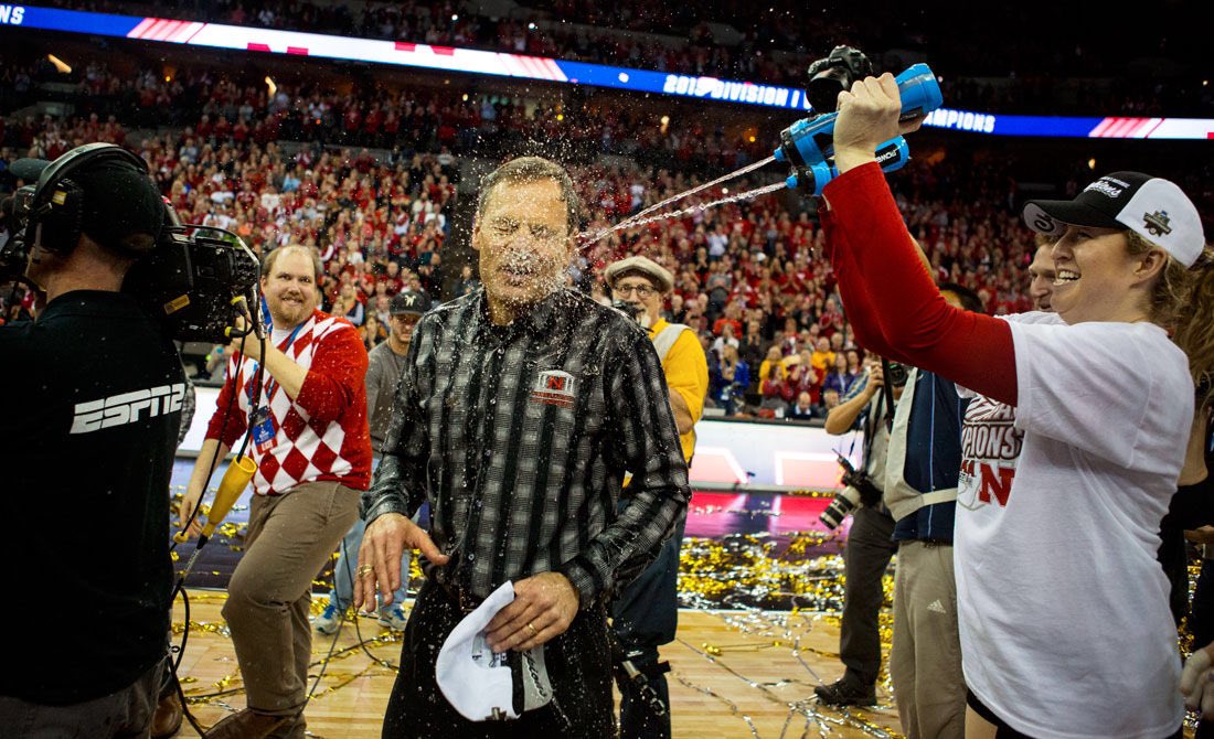 TheIronN's tweet photo. Happy Birthday to the 🐐 @jcook2

We can't wait to be back at Devaney this fall for another @Huskervball season! 🏆

#GBR 🔴🌽🏐 https://t.co/cbJ8L7nroN