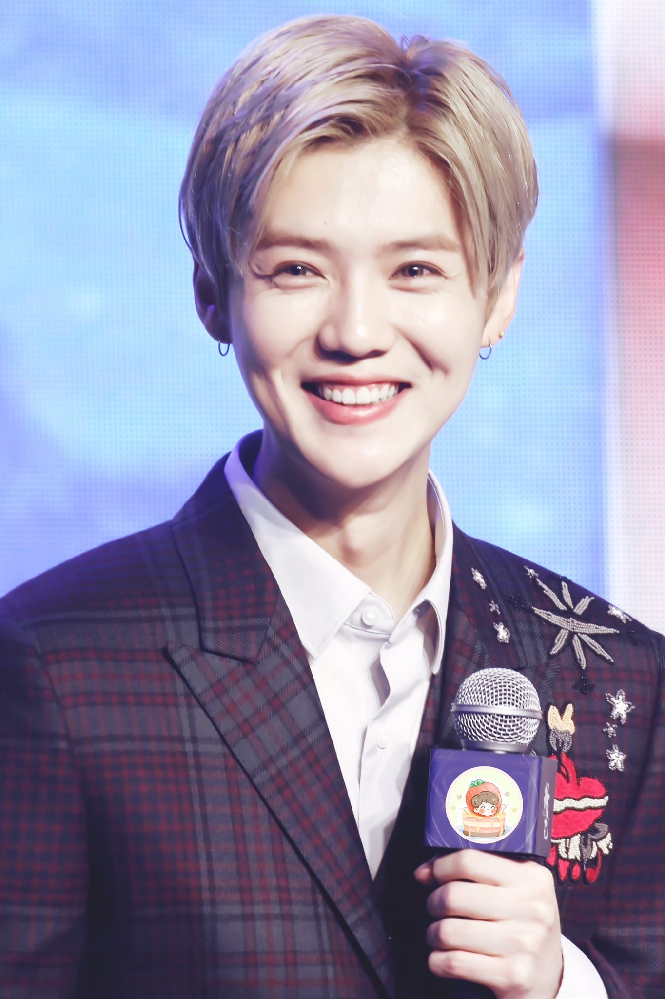 Happy Birthday Lu Han   27                 
