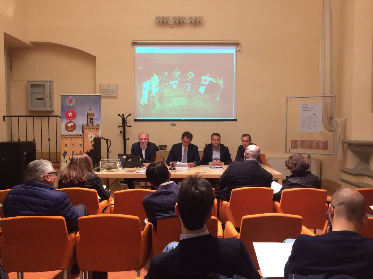 giuliopierini's tweet photo. Conferenza stampa per la presentazione della 9^ edizione del Festival internazionale dell'Ocarina, a #Budrio dal 27/4 al 1/5 🎼 https://t.co/6NcsNIxaxy