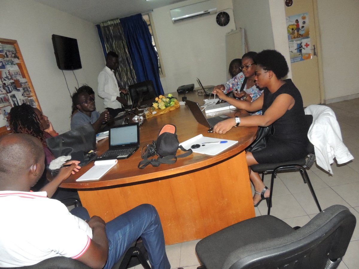 LE ROLE DES STRUCTURES DE MICROFINANCE DANS LA REDUCTION DE LA PAUVRETE
facebook.com/CEFCI-10658143…