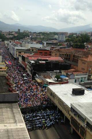 ZRonald07's tweet photo. #venezuelalibre #venezuelaenlacalle  Cual es el miedo https://t.co/yizFfla4Hr