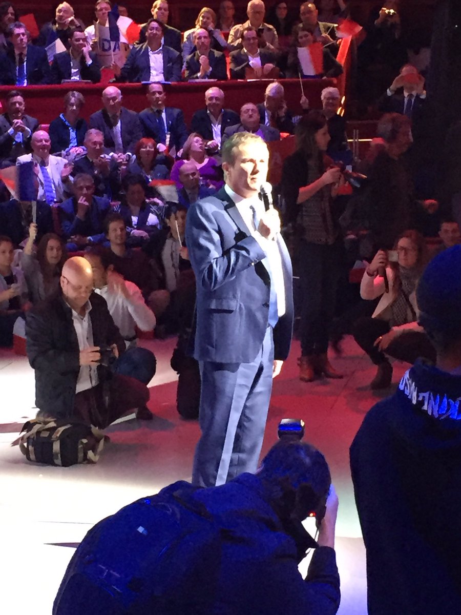 DLF_Officiel's tweet photo. .@dupontaignan "Toute personne s'opposant à ce système est désignée comme ringarde. Nous ne le sommes pas et c'est notre honneur"
#NDAParis https://t.co/jcEOtXmWLz