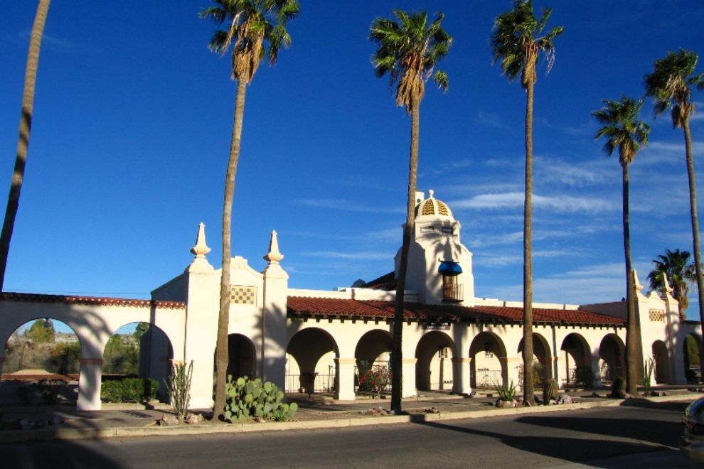 ISDAcares's tweet photo. #Ajo was nominated by @USATODAY as a Favorite Small Town in the Southwest! Please vote for us here: https://t.co/eJRs7qsets #ISDACares https://t.co/siirQiP0Sw