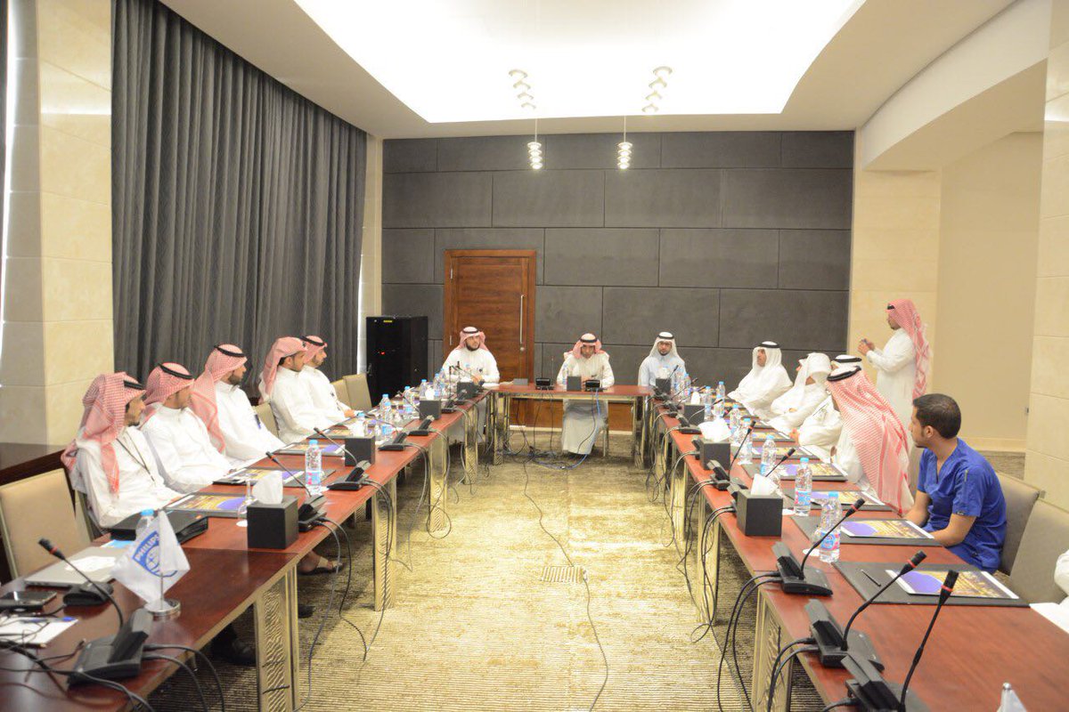#صحة_حائل ممثلة بإدارة خدمات الأشعة تقيم البرنامج التدريبي لفنيي الأشعة لعام 1438هـ.
#وزارة_الصحة
#حائل
