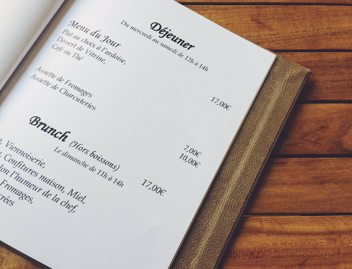 LesSBlogueuses's tweet image. On l'attendait, ils l'ont fait... Bienvenue au nouveau salon de thé au Palais du tau ! 👏☕️🍶🍰🍪 #reimsquibouge