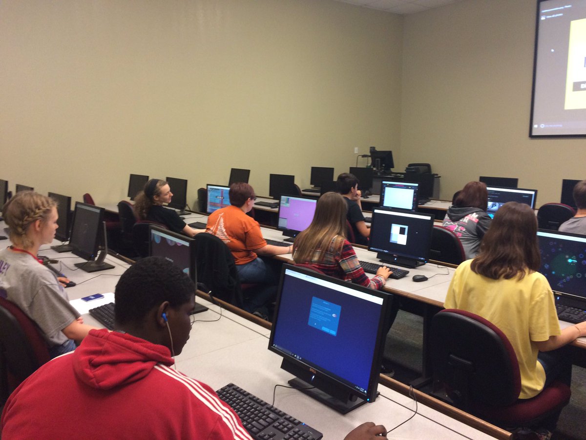 colelibtech's tweet photo. Chrome Experiments at Digital Learning Day #r7dl https://t.co/QVCR6rex3q