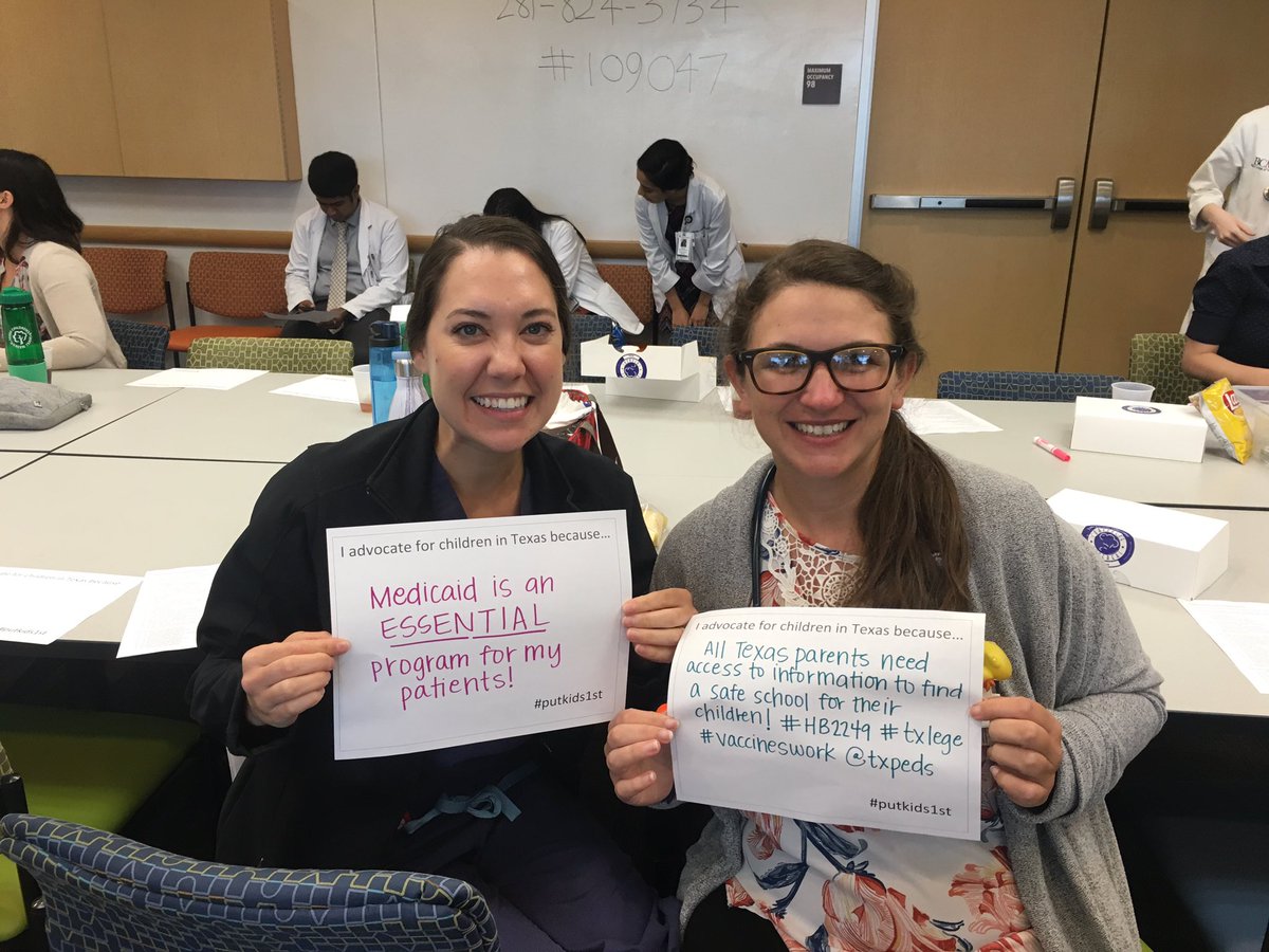 clairebocchini's tweet photo. Pedi residents advocating for Medicaid, vaccines #HB2249, recess #HB3145, and car seats #HB519! #txlege #vaccineswork @txpeds https://t.co/IXwY9RDGcB