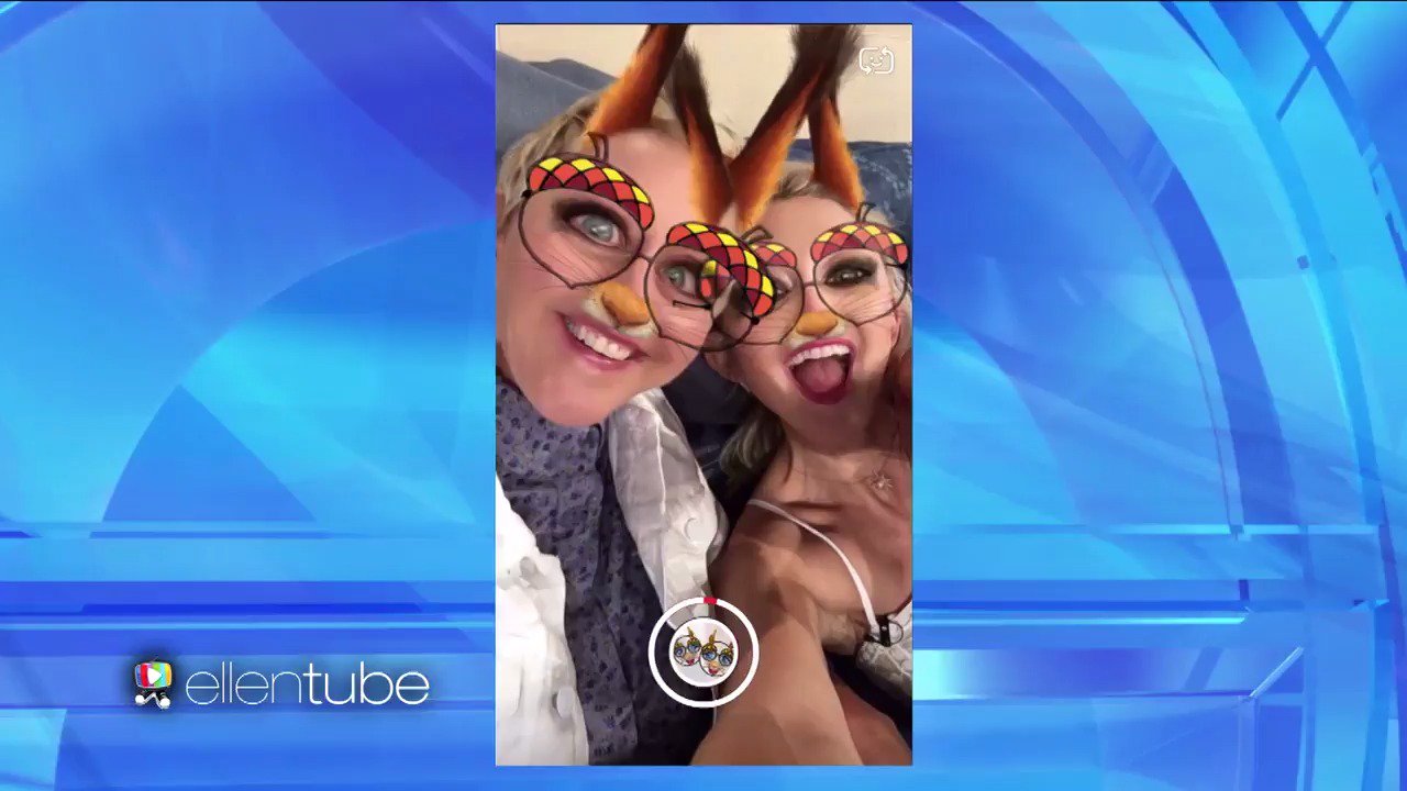 Happy birthday, Kate Hudson! Sending love to you, your mom, and your sister 