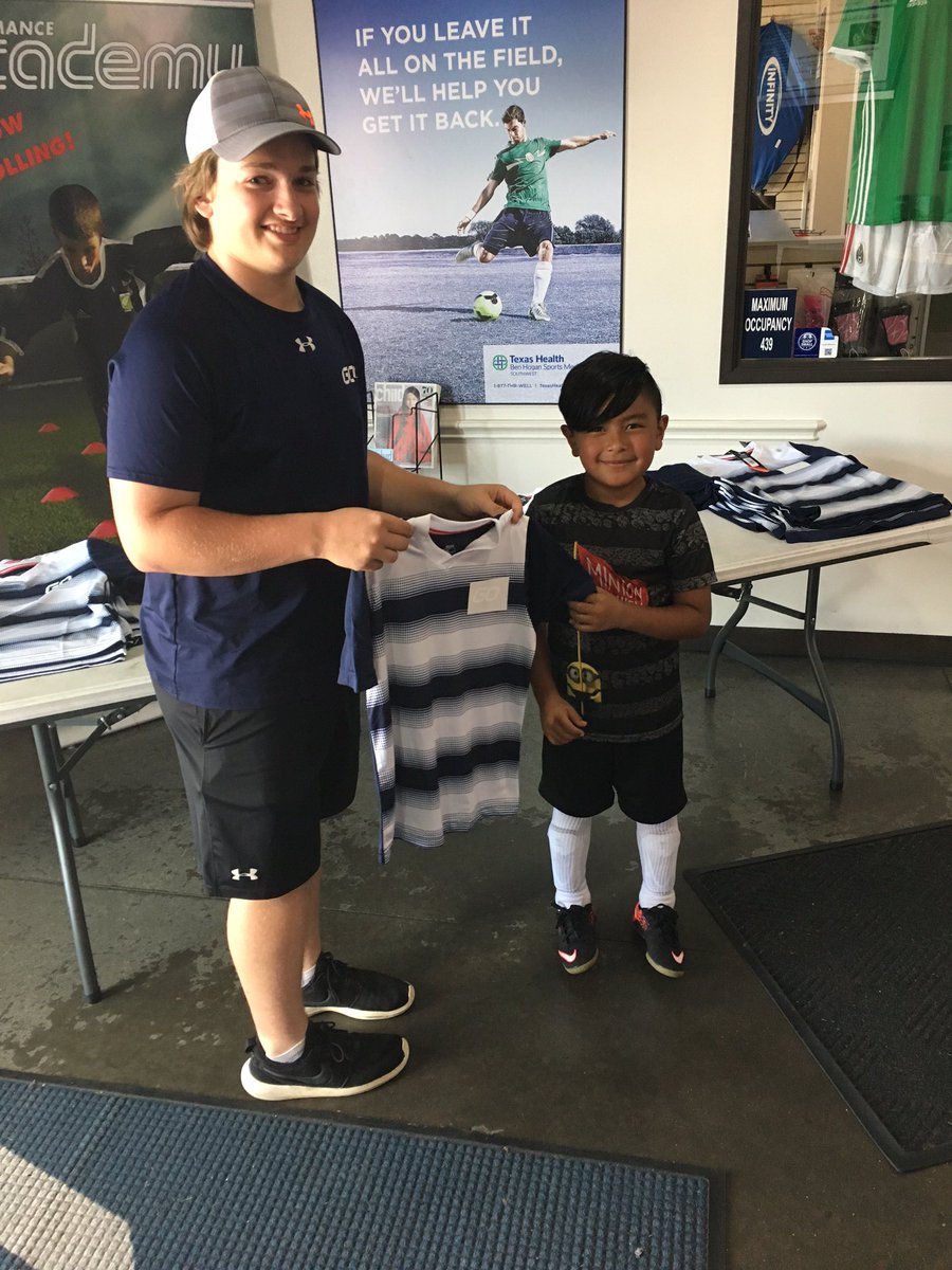 SoccerGameOn's tweet photo. Hope all our P3 players wear their brand new jerseys to @FtWorthVaqueros home opener! #gameonfw #WeAreFortWorth https://t.co/qFQw3oicTC