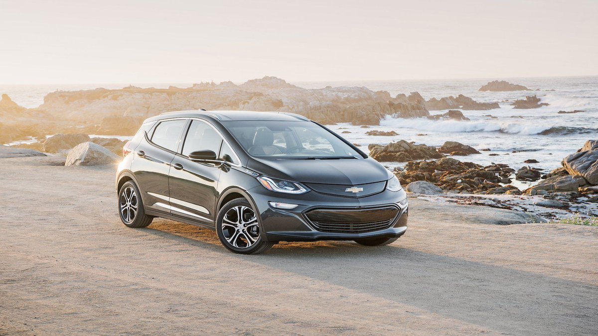 Demand for #EVs remains high despite low gas prices, <a href="/AAA/">aaa</a> study finds 🙌  get.co/2oKMl1H