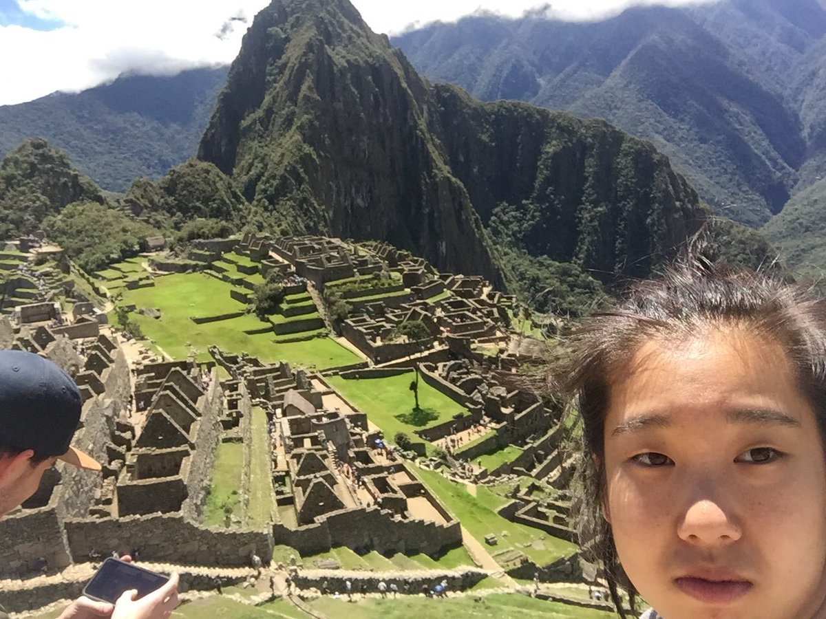 margaritasmusic's tweet image. got my period exactly one hour before visiting one of the wonders of the world. i couldn't feel my uterus. BUT I SAW IT