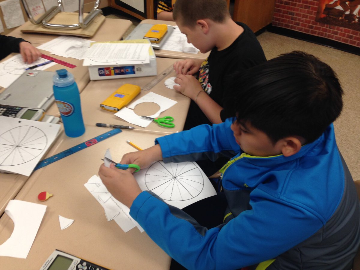 j_eisenberg87's tweet image. 6th graders @CatonsvilleMS cut up circles into sections to derive the area formula of a circle @BCPSMATH #handsonmath #perseverant #creative