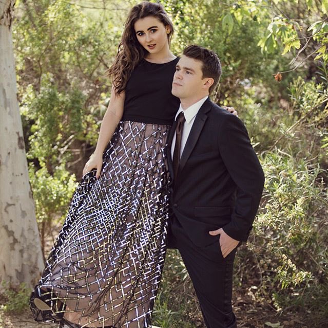 saricarpenBR's tweet photo. [#IG] 190417
"Nunca fomos a nossa formatura, então fizemos uma parceria com a @macys para mostrar as tendências dessa temporada! #macysprom" https://t.co/ST6jPhAnQB