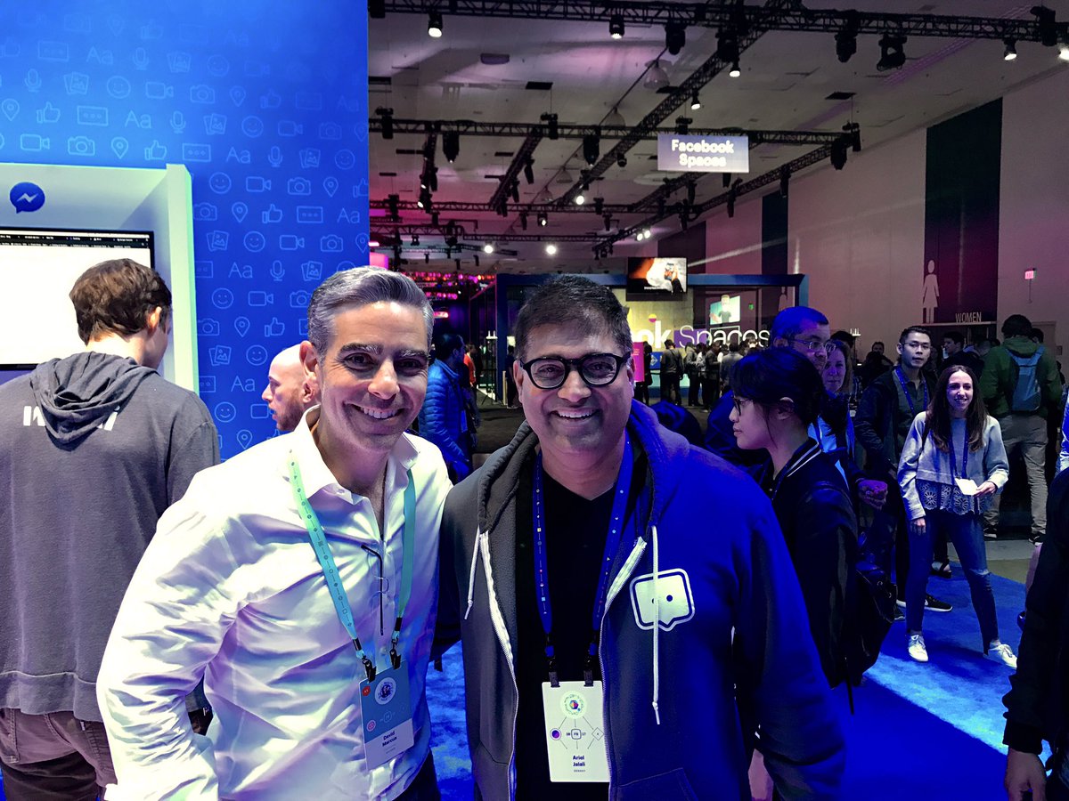arieljalali's tweet image. chatting about our roadmaps and human routing @davidmarcus @sensay @facebook #fbf8 #fb2017