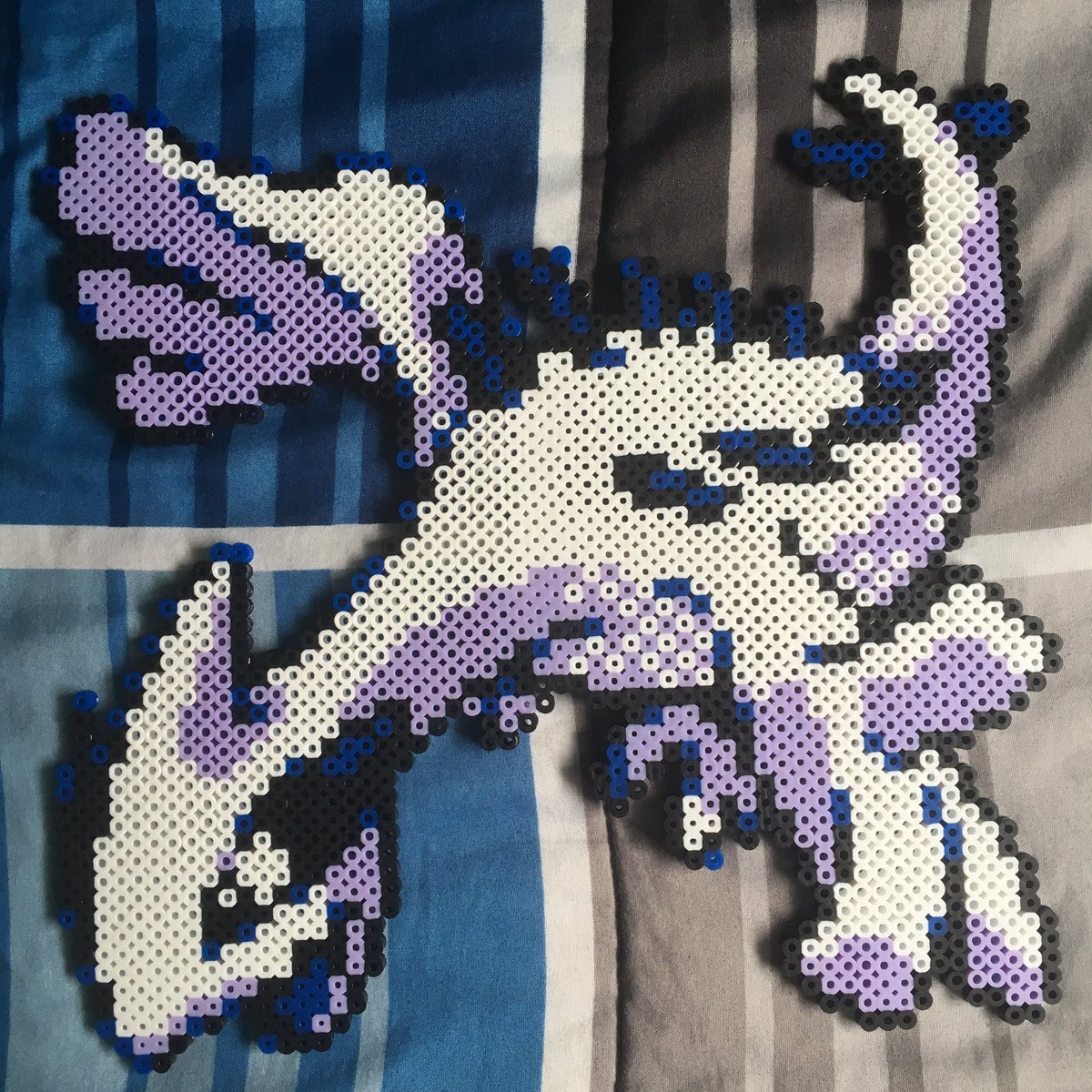 CloudedPromises's tweet photo. 10 hours... my gosh... I made so many mistakes along the way, but I think it's turned out alright!
#Pokémon #PokemonGold #luiga #perlerbead https://t.co/WxNljfxb8V