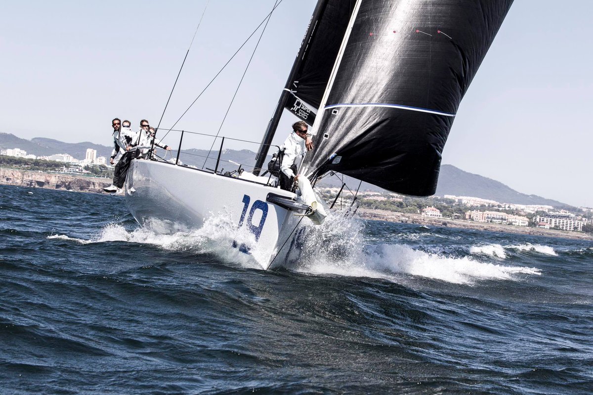 GillMarine's tweet photo. Embrace the adrenaline of competitive racing. 👍 #THISISRACE
https://t.co/tg8iffrSbi https://t.co/P3y0wKa0lw