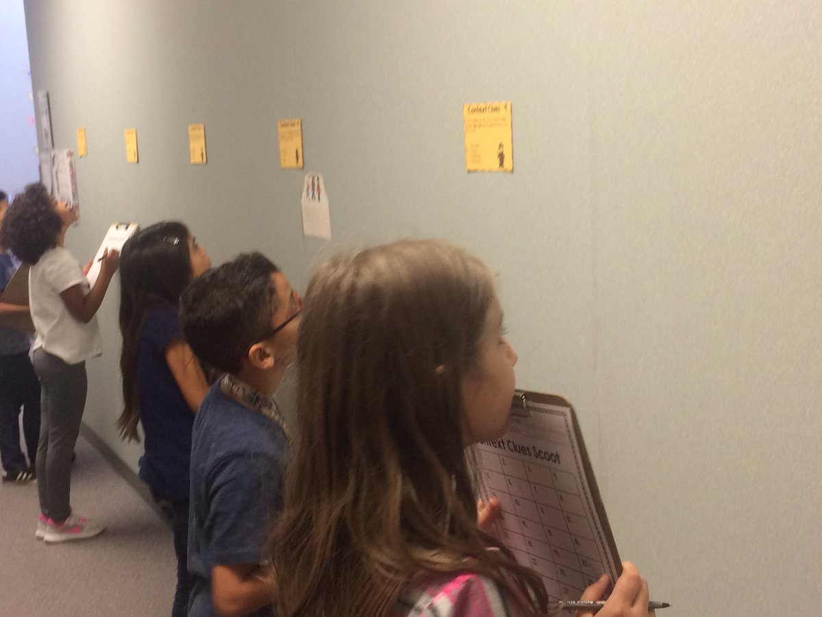 joannareyna02's tweet image. Getting ready for STAAR with a context clues scoot #sesconnects #wordweek #3rdgrade