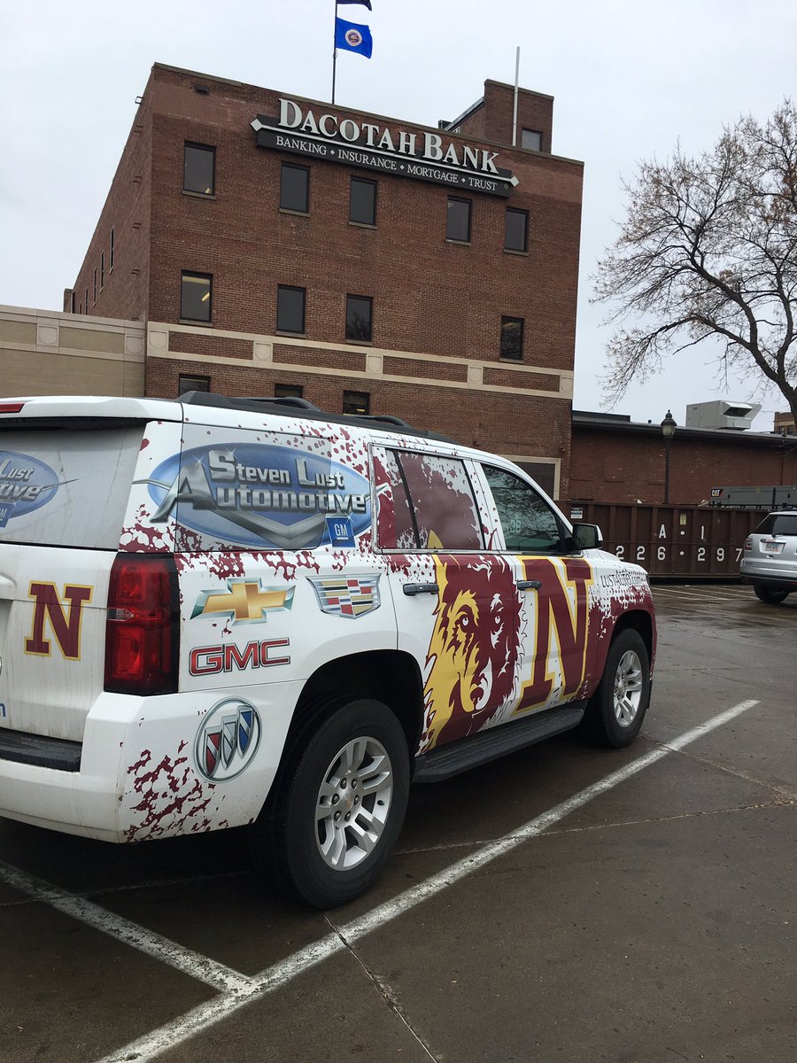 esell255's tweet photo. Riding in style on the bank run. #secretarylife @LustAuto @StevenKLust #wolfmobile https://t.co/qcB7Z1BaLL