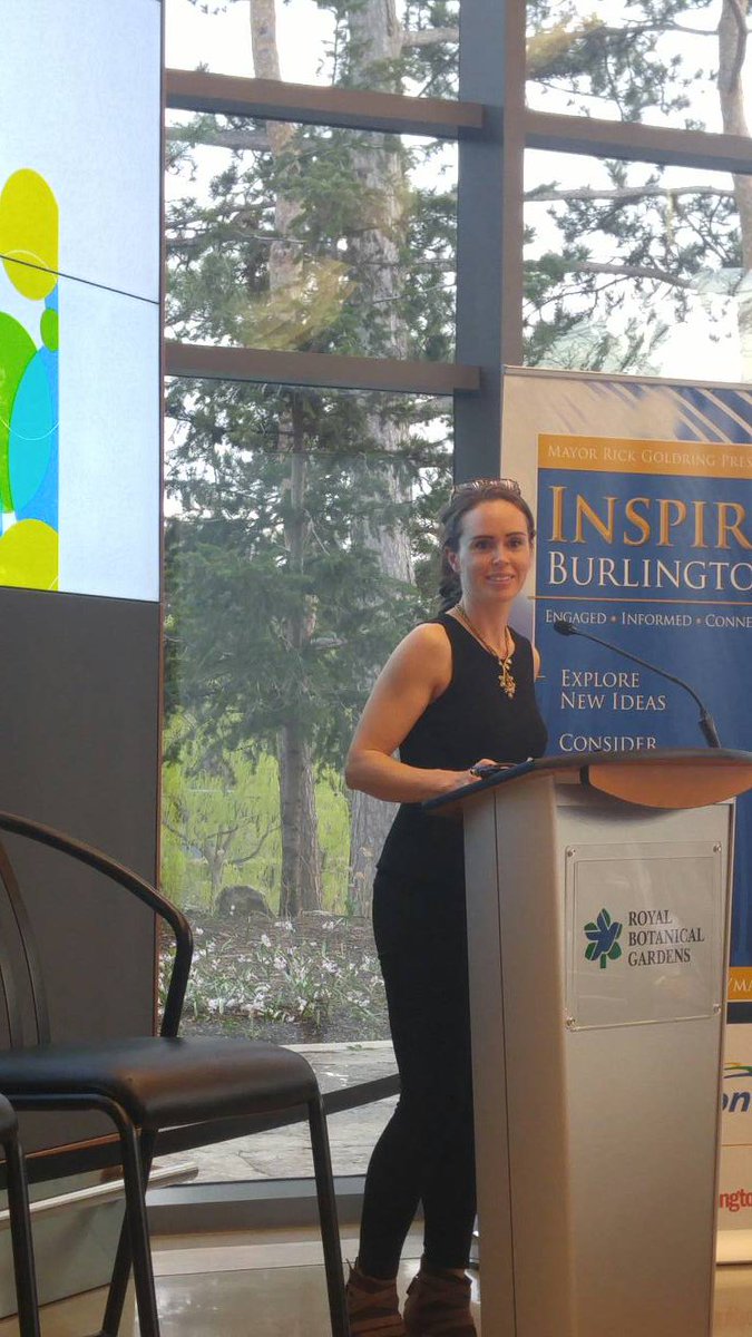 HaltonPovertyRT's tweet image. #Millenialentrepreneur Nicole Mortimer of @_zippyjamz sleepers talks about her journey #PythonsPit #InspireBurlington #Burlennials