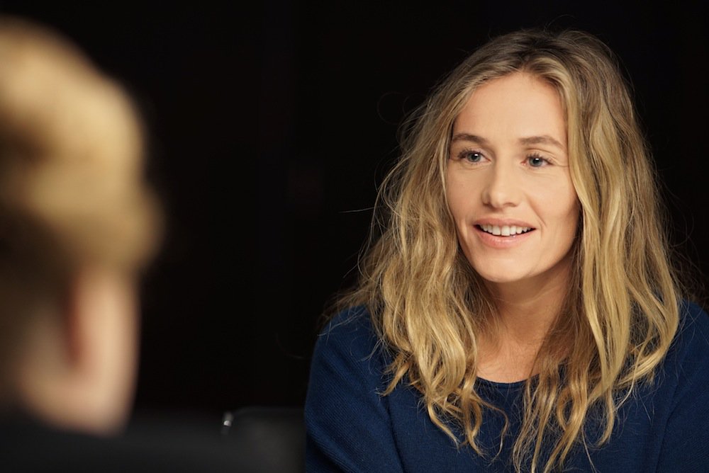 Pour revoir la saison 1 de #DixPourCent avec Cécile de France, c'est maintenant sur @France2tv !