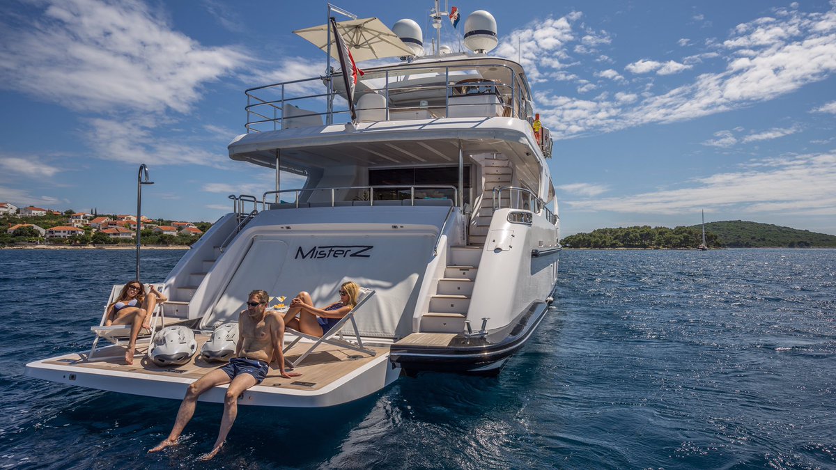 seanetyachts's tweet image. Wednesday on the Water ⚓️ #Benetti #Delfino93 #SmartOwnership