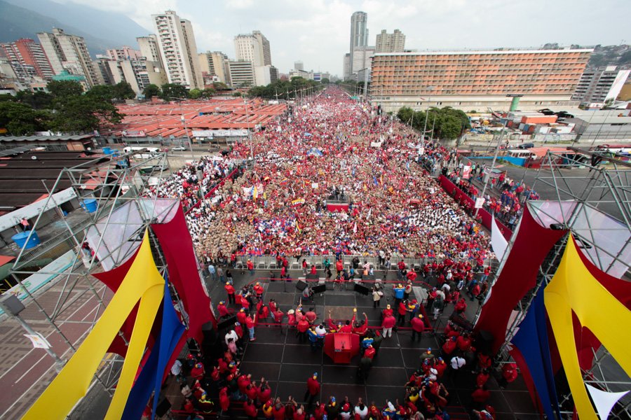 elcalvorivas's tweet photo. #PatriaVenceAlTerrorismo la patria es el pueblo y el pueblo es profundamente chavista. @ConElMazoDando  https://t.co/0kmjP3izo1