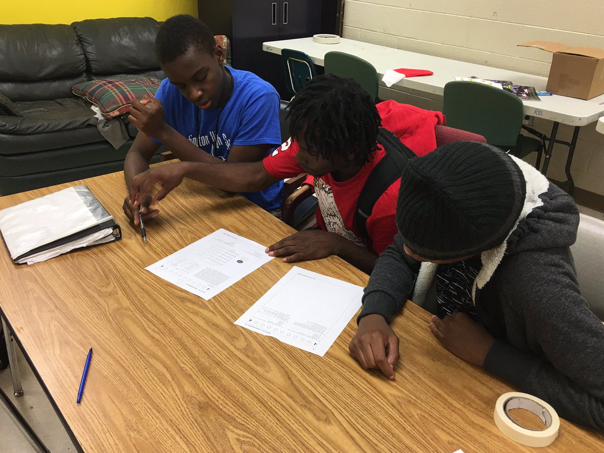 RE_1995's tweet photo. Love to see our @APSWashington students discussing opportunity costs and practicing for the #ACT! @APSPartnerships #makeafterschoolcount https://t.co/7QVqlBoASB