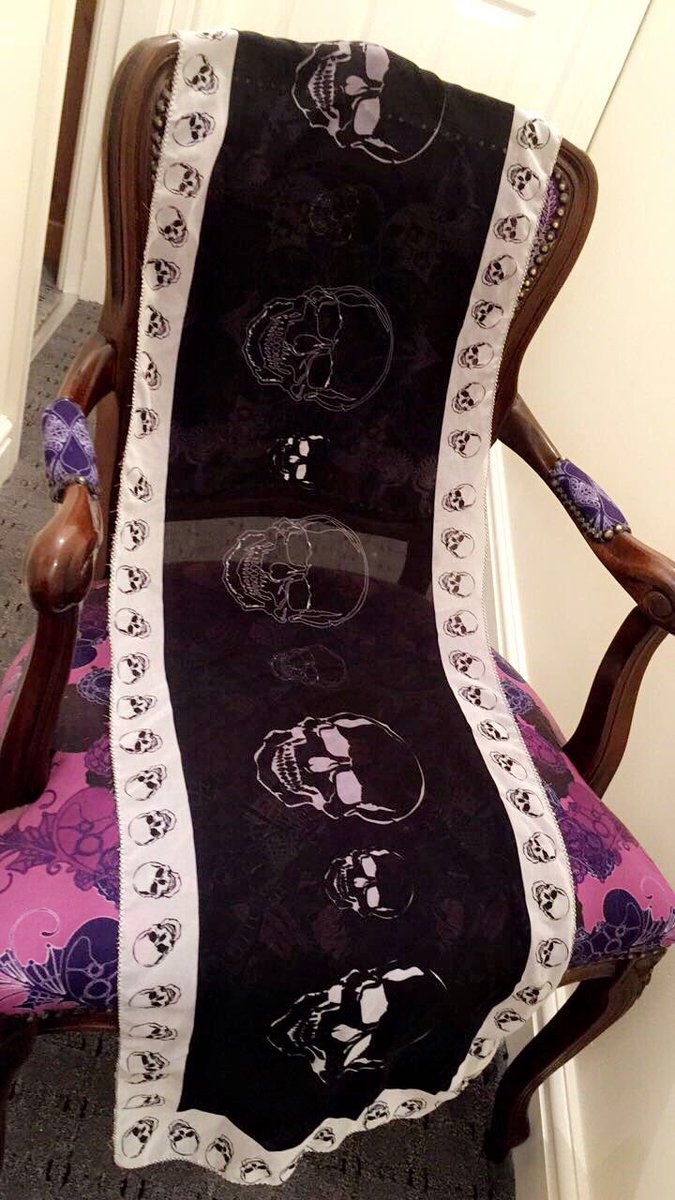 MlrPattern's tweet image. First collection of chiffon scarves finished and available now! #skull #design #chiffon #design #designer #fineliner