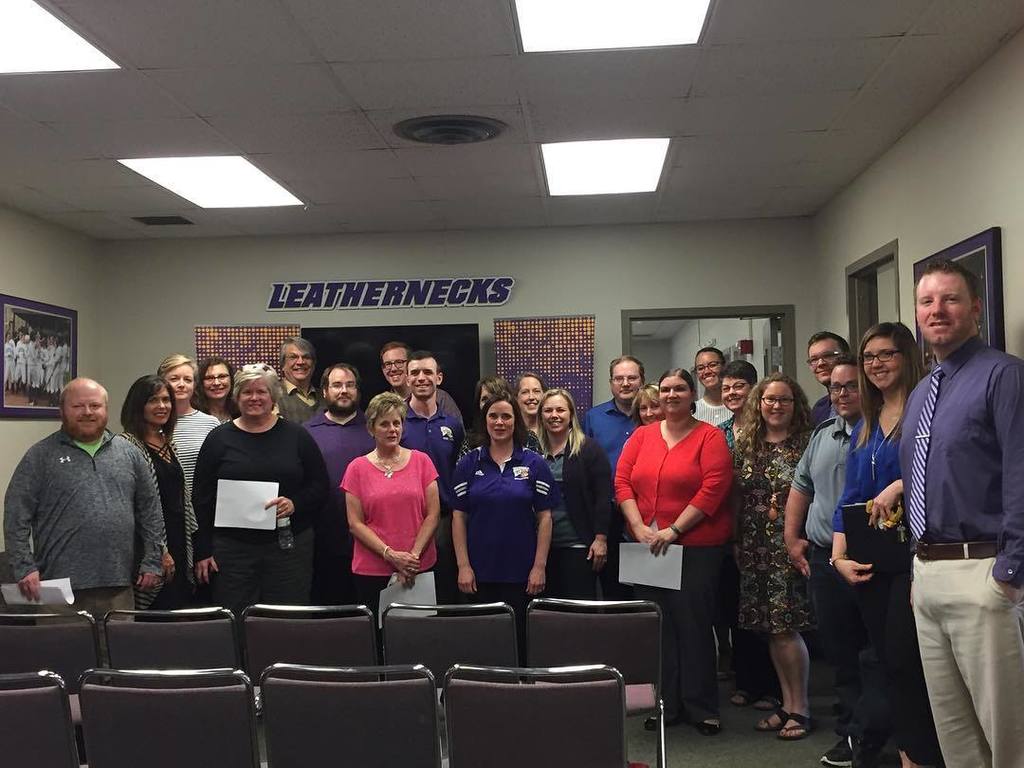 WIUAdmissions's tweet photo. #WIU faculty &amp; staff are about to hit the phones for our "Calling All Leathernecks Phone-A-Thon" #ThinkPurple #Thi… https://t.co/J12u8xulO4 https://t.co/BMpEyoQHmc