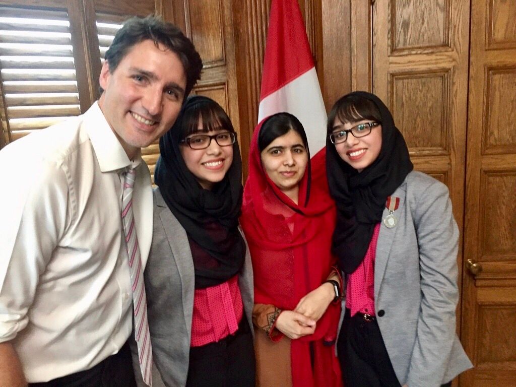 #Malala "never made us feel as if we were in the presence of a world leader, but rather, with a friend." @m_n_rehman buff.ly/2pC3QBD