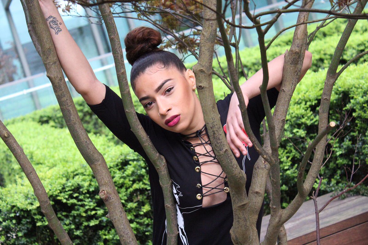 SheSoSxe's tweet photo. @SheSoSxe model @deisy_andriesse on the @a1milz @_blvckmvrket_ photoshoot. Email: shesosxemodels@gmail.com for bookings #SheSoSxe #RT https://t.co/aemA8jSaYA