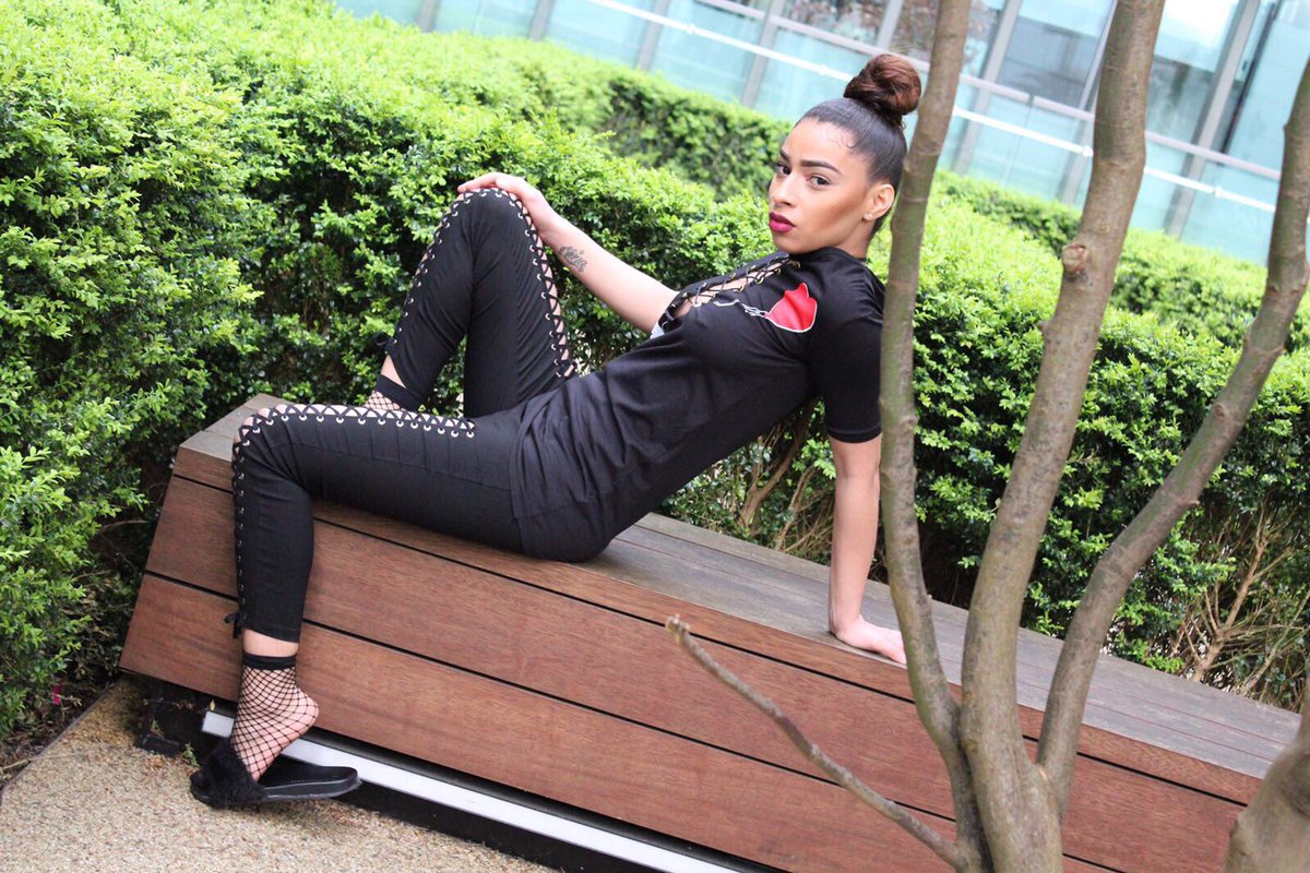 SheSoSxe's tweet photo. @SheSoSxe model @deisy_andriesse on the @a1milz @_blvckmvrket_ photoshoot. Email: shesosxemodels@gmail.com for bookings #SheSoSxe #RT https://t.co/aemA8jSaYA