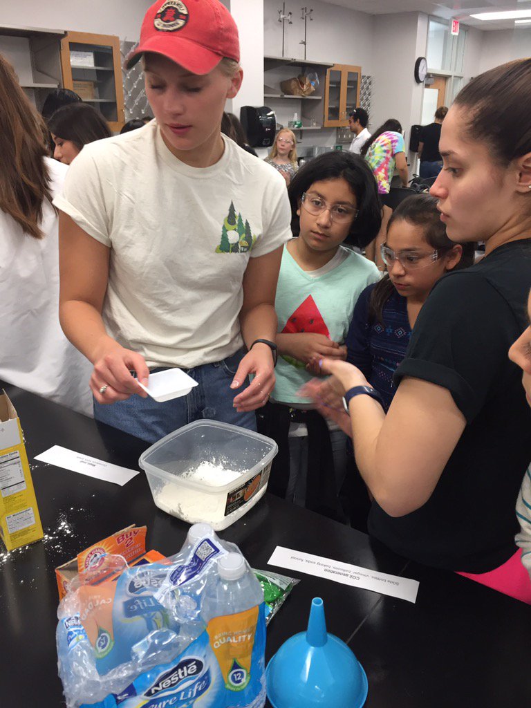 KenterEdu's tweet photo. #sciencehappens at Southwestern! https://t.co/6aIqF7uQES