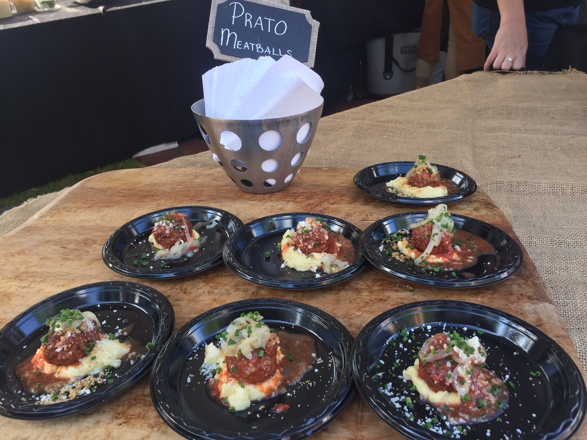 Does it get any better than <a href="/pratowinterpark/">Prato Winter Park</a> meatballs? 😋😍#WPtaste