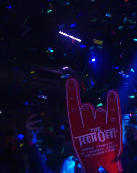 TaraHRicci's tweet photo. Top night @TheTechOff @gluglondon @glug at @Cargo_LDN with @WilliamEdHarvey representing! #thetechoff #glugoff https://t.co/IYJxowGwee